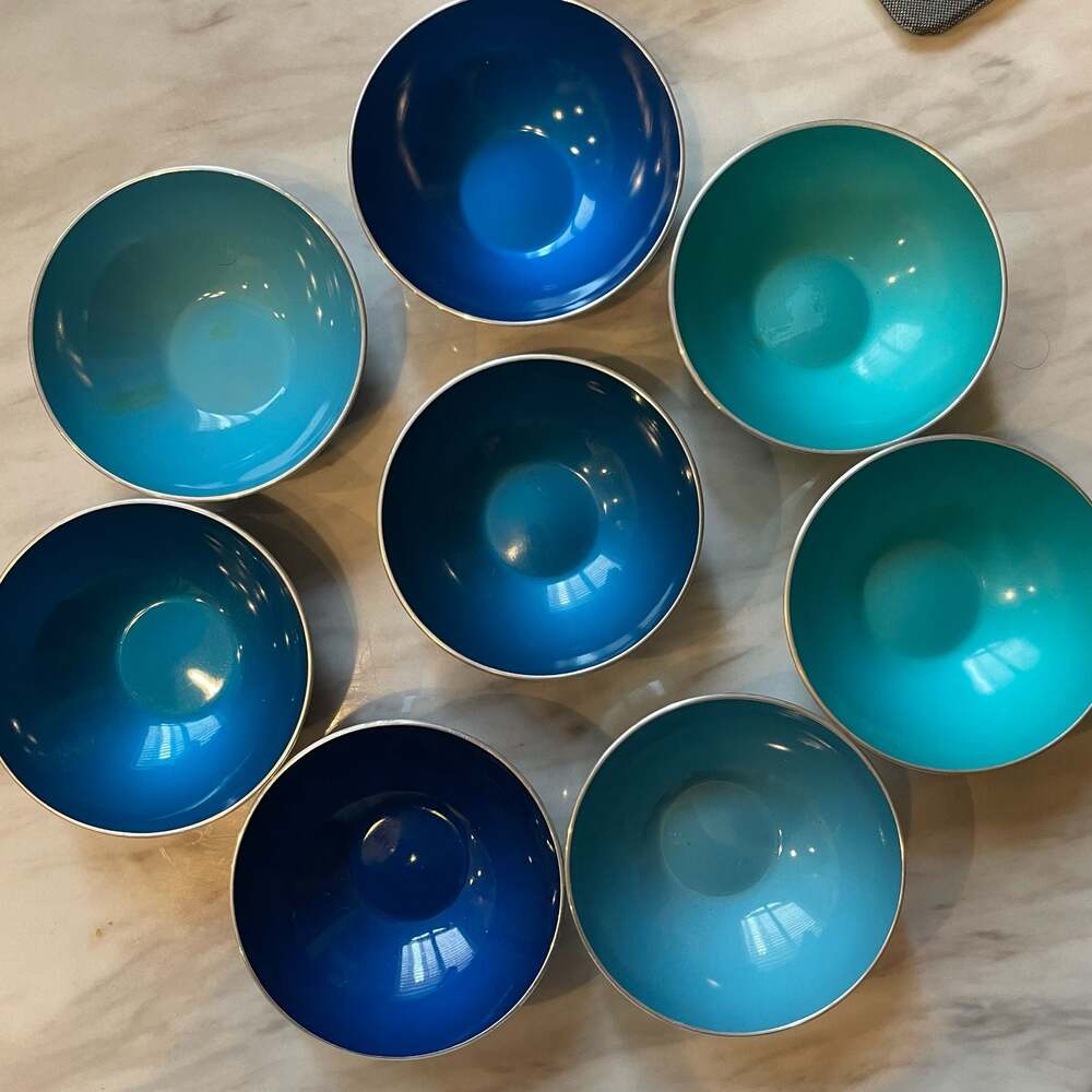 Set of 8 Vintage Emalox Norway Enamel Aluminum Bowls, 4-inch (Blues)